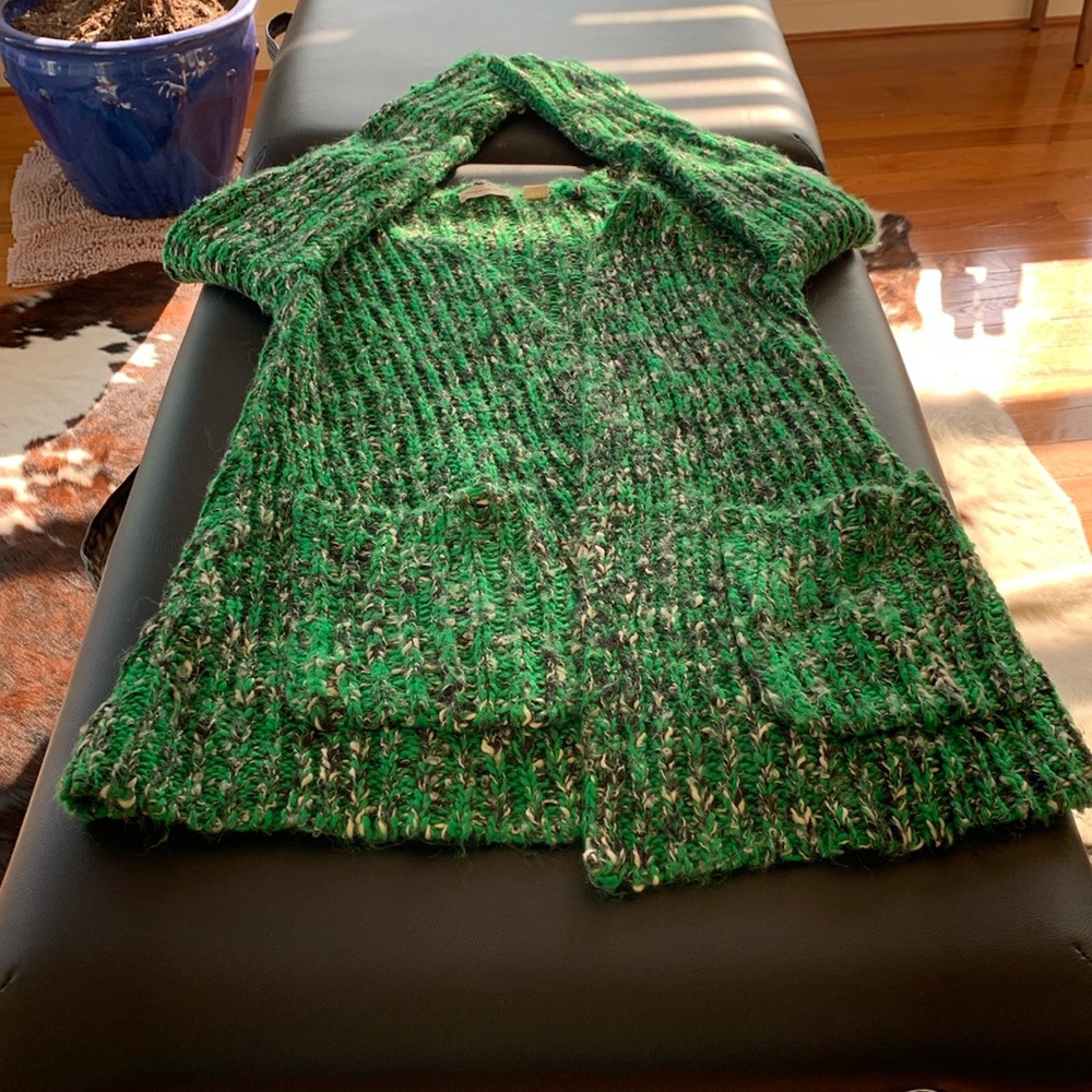 Beautiful waist thigh length fuzzy alpaca sweater